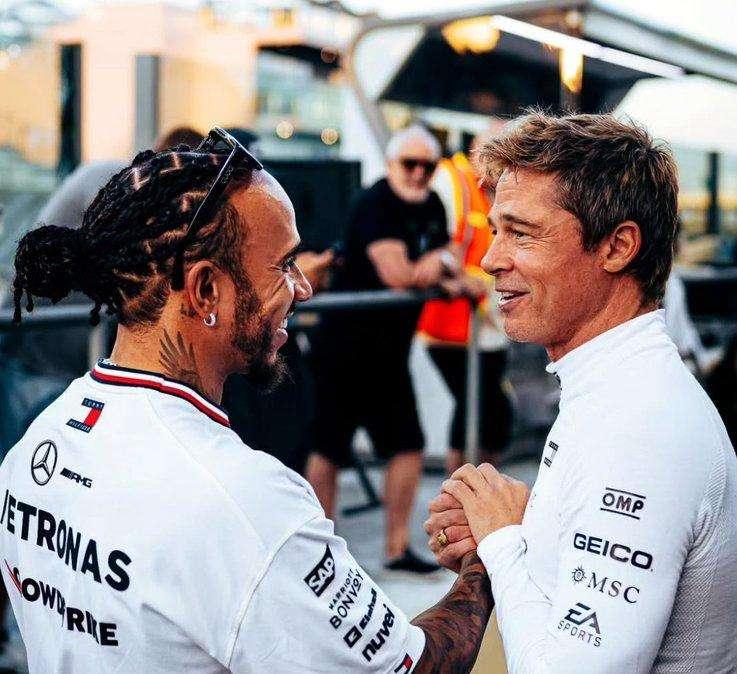 F1 | Hamilton e il film con Brad Pitt: "Esperienza pazzesca. Cinema? In futuro..."