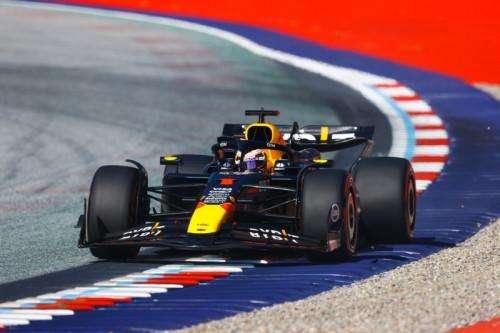 F1 Sprint Austria | Verstappen vince, poi Piastri-Norris. Alternate Mercedes e Ferrari