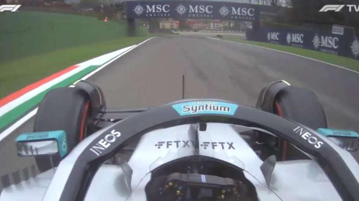 Diretta F1 Imola | Flash dai box: problemi alla PU per la Mercedes di Hamilton
