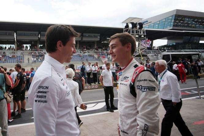 F1/ Toto Wolff duro con Russell: "Deve dimostrare di essere da Mercedes" 