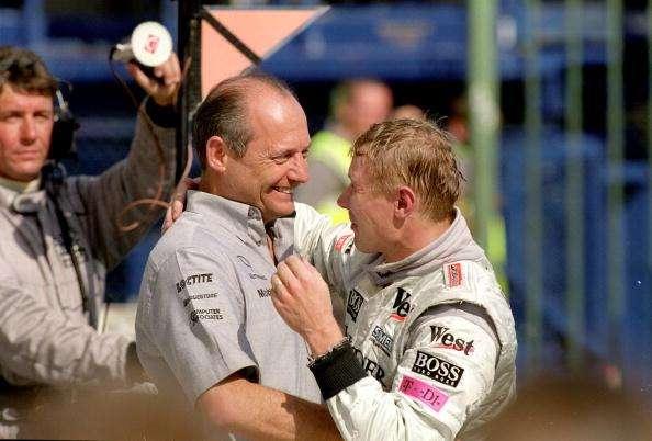F1 | McLaren, Ron Dennis si apre sulla F1 moderna: "I miei figli mi dicono di tornare. La telecronaca? La spengo perchè..."