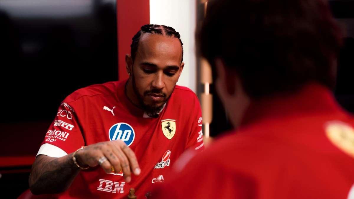F1 | Ferrari, Hamilton demoralizzato e depresso. Capelli: "Non si diverte"