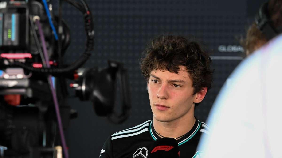 F1 | Mercedes tema la batteria in Australia: Antonelli lancia l'allarme
