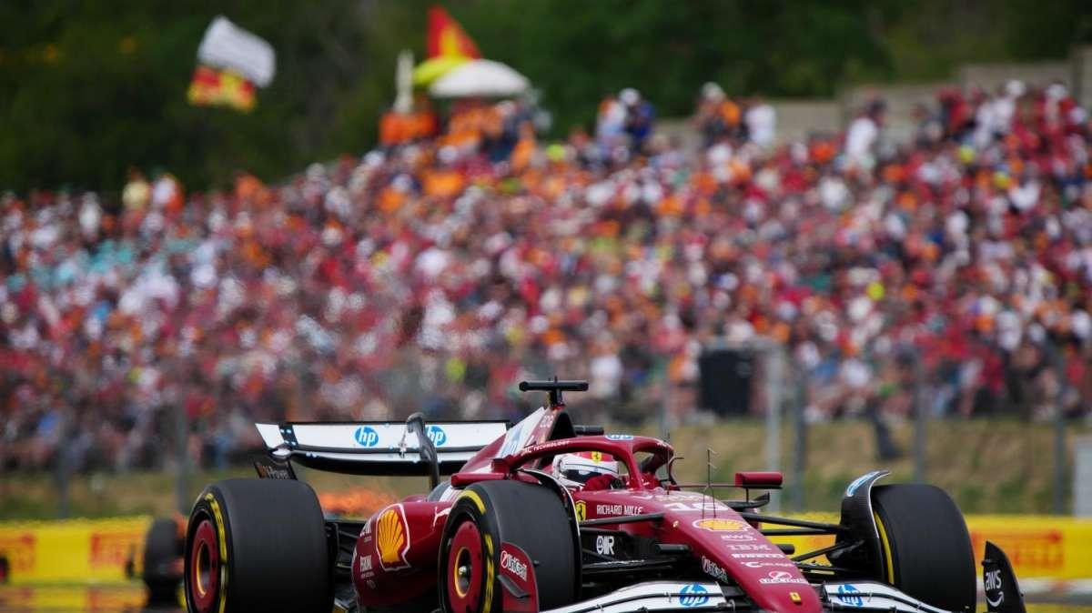 F1 Formula 1 | Leclerc furioso con Sainz: "Rallenta e ci prende per c**o tutti"
