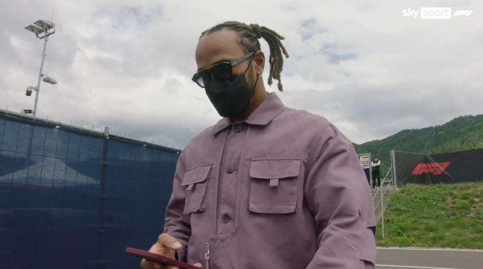 Formula 1 | La Mercedes informa: insulti razzisti a Hamilton. La F1 invita alla calma