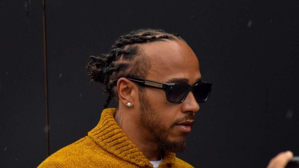 F1 | Ferrari, Hamilton salta anche l'evento fashion a Milano 