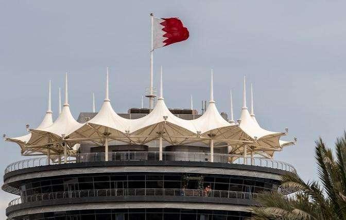 F1 | Haas in Bahrain: Bearman e Ocon pronti sulla VF-25
