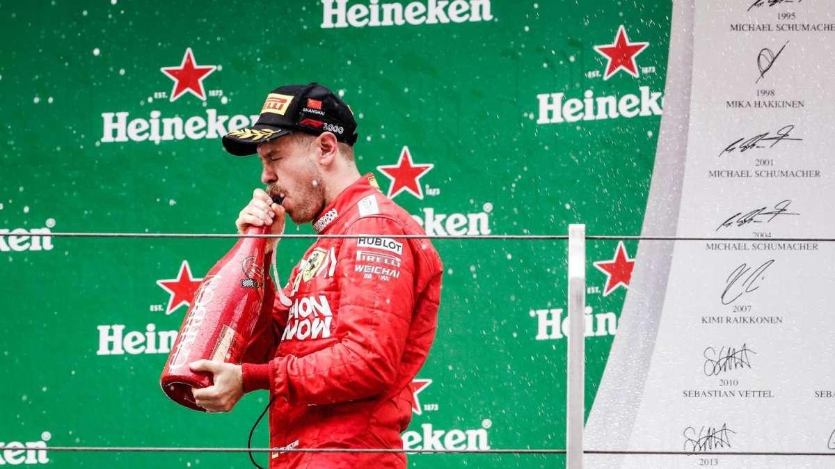 F1 | Ferrari, Hamilton ricorda i suoi avversari: menzione per Vettel