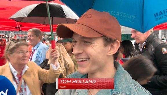 F1 | Ferrari, Tom Holland: "Spiderman tifa Hamilton. Per Lewis…"