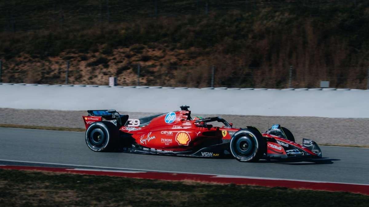 F1 | FP1 Australia, Hamilton non riesce a girare la Ferrari SF-25