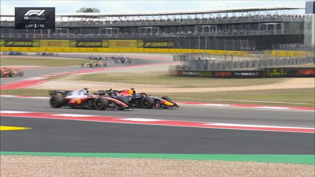 F1 | Partenza Gp Austin, Ferrari aggrediscono Verstappen. La VSC frena l'emozioni