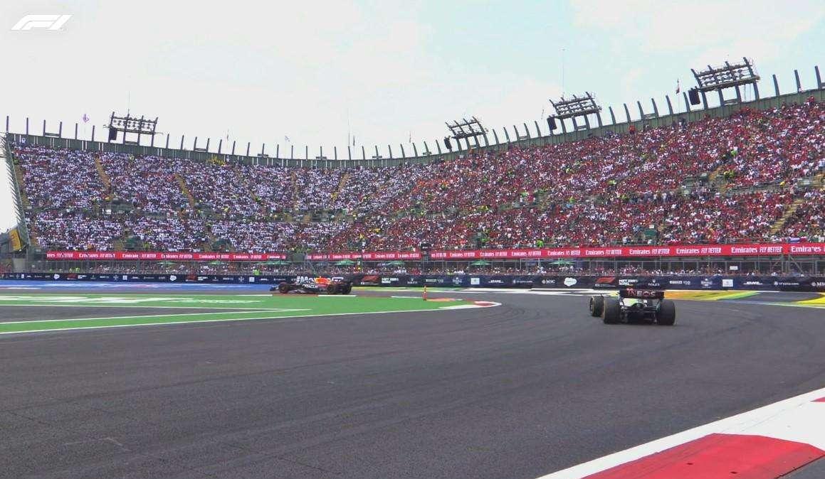 Diretta Formula 1 Messico | Ferrari anonima, Leclerc scherza via radio