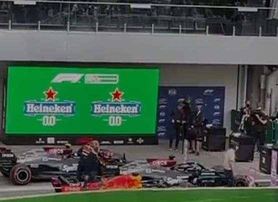 Formula 1 | Brasile, anche Verstappen dai commissari: ha toccato l'ala?