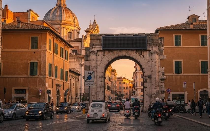 Roma, stop alle Ztl notturne per tutto agosto: la pausa estiva e quando riparte