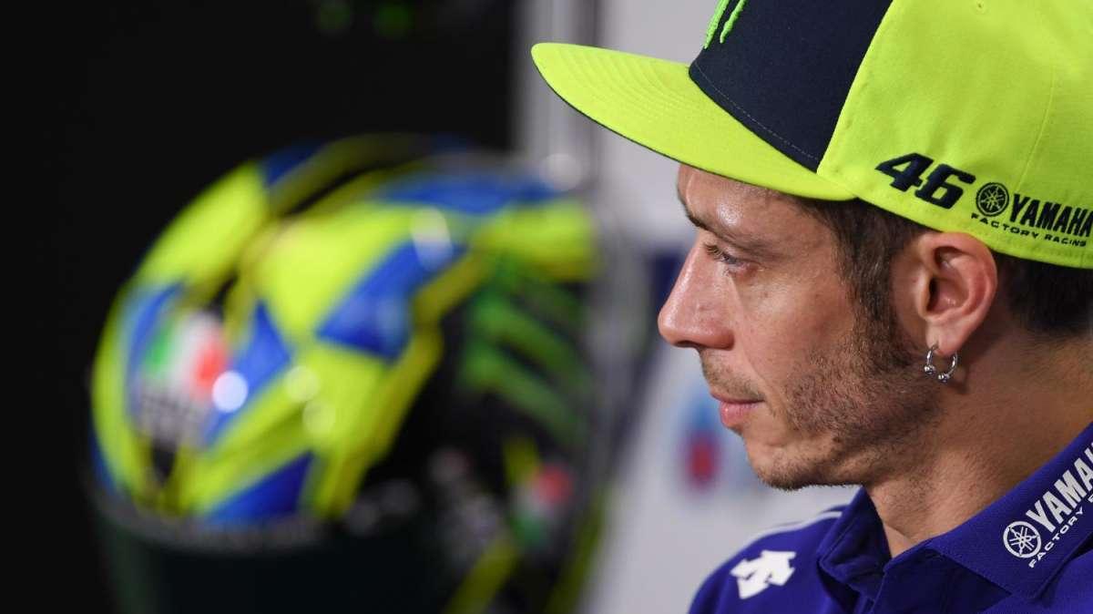 F1 Formula 1 | Fischi a Valentino Rossi ai MotoGP Awards, Marquez...