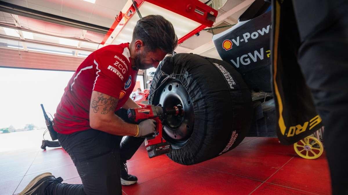 F1 | Ferrari, problemi al Mugello: la SF-25 non scende in pista