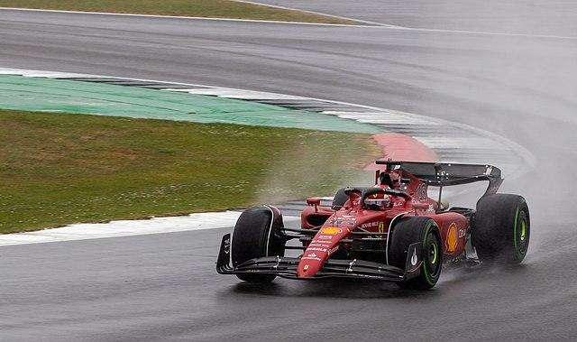 F1 News | FP2 Australia, pioggia blocca i lavori: Alonso 1°, Ferrari meglio