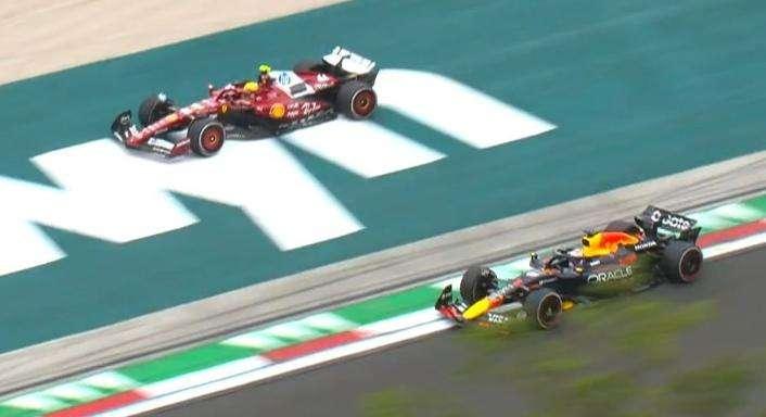 F1 | Ferrari, Hamilton commenta il contatto sfiorato con Verstappen