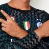 L'Inter e Provedel svelano la nuova maglia dei portieri per la stagione 2026/27