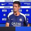 Chivu scherza con un giornalista inglese: "In Premier prezzi altissimi. Stones..."