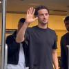 VIDEO - Curtis Jones è al CONI: il saluto ai tifosi che lo aspettano