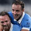 Lazio, Frattesi si gode il primato condiviso con l'Inter e scherza: "-21"