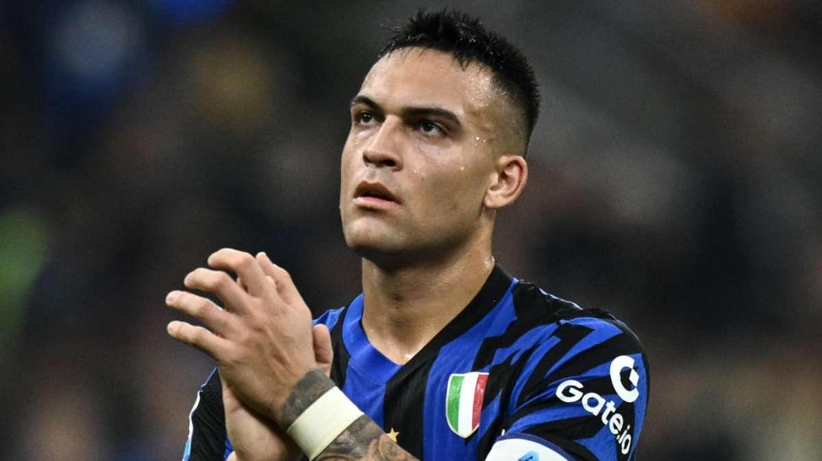 Lautaro vince il Golden Foot Award 2024: da Messi a Neymar, ecco chi erano i candidati 