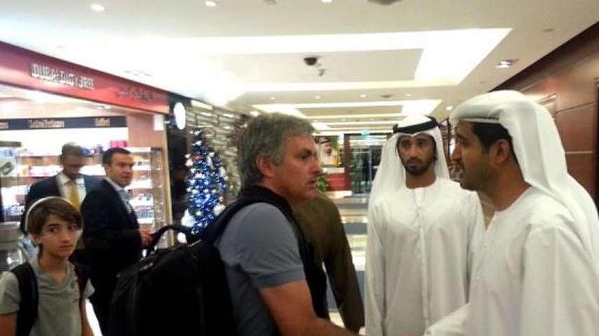 Mou accostato all'Inter: "Futuro? Non è il momento"