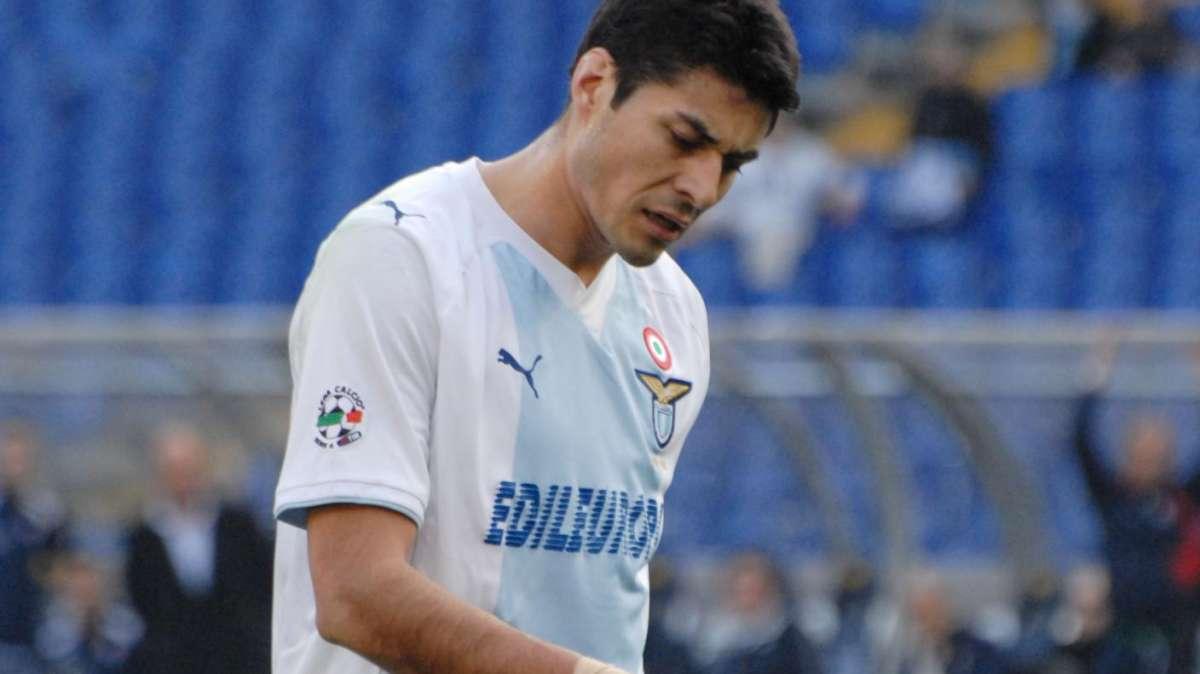 L'ag. di Cruz: "Offerte? Ha chiuso con il calcio giocato" 