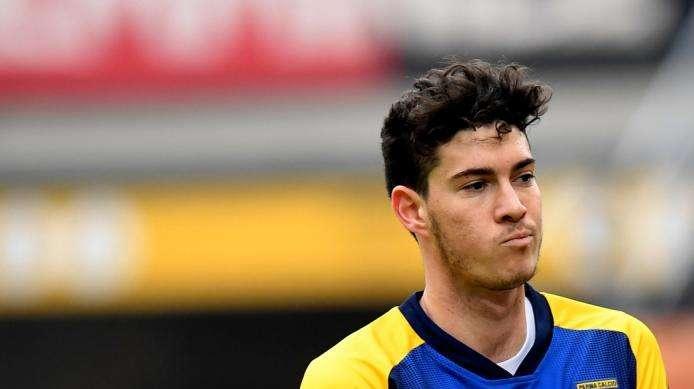 Parma-Napoli, i convocati di D'Aversa: out Bastoni, torna Dimarco