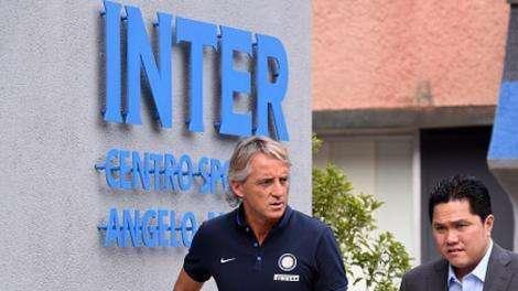 Sky - Alle 12 seduta con la squadra al completo. ET...