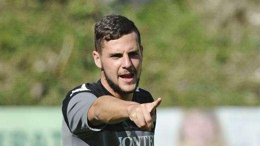 Pedullà: "Destro tentenna, in testa ha altri club"