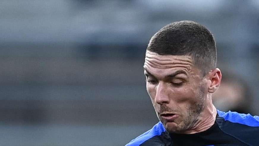 FcIN - Gosens, non solo Bayer: sondaggio di un club inglese. L'agente è in Germania, l'Inter ha fissato le condizioni 