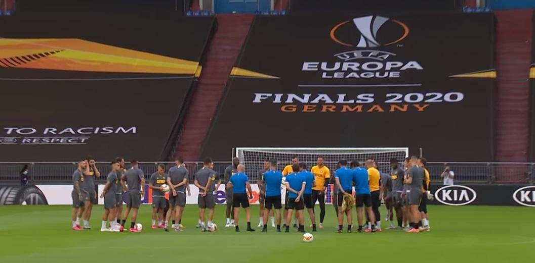 CdS - Uefa rigida: stop ai rientri. Si resta in Germania fino alla fine dell'Europa League