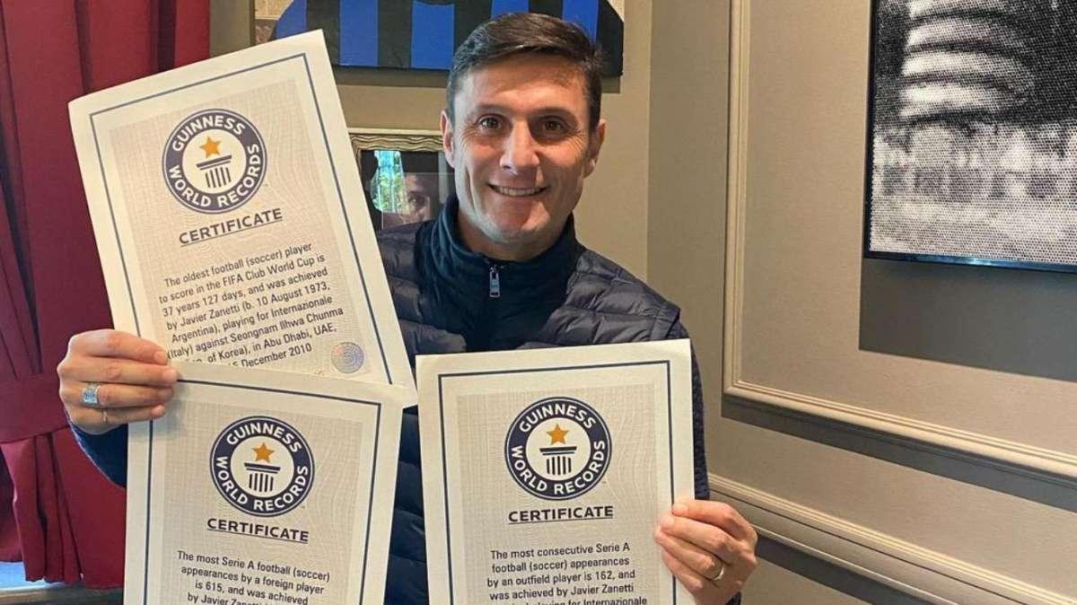 Javier Zanetti, tre volte uomo da Guinness dei primati. I complimenti social del Botinero