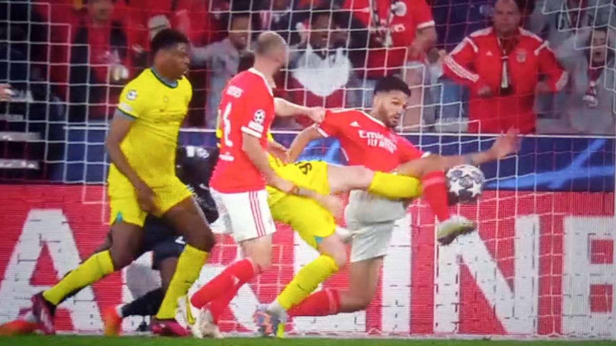 Moviola GdS - Oliver convince: ok su Bastoni-Ramos e sul mani di Joao Mario