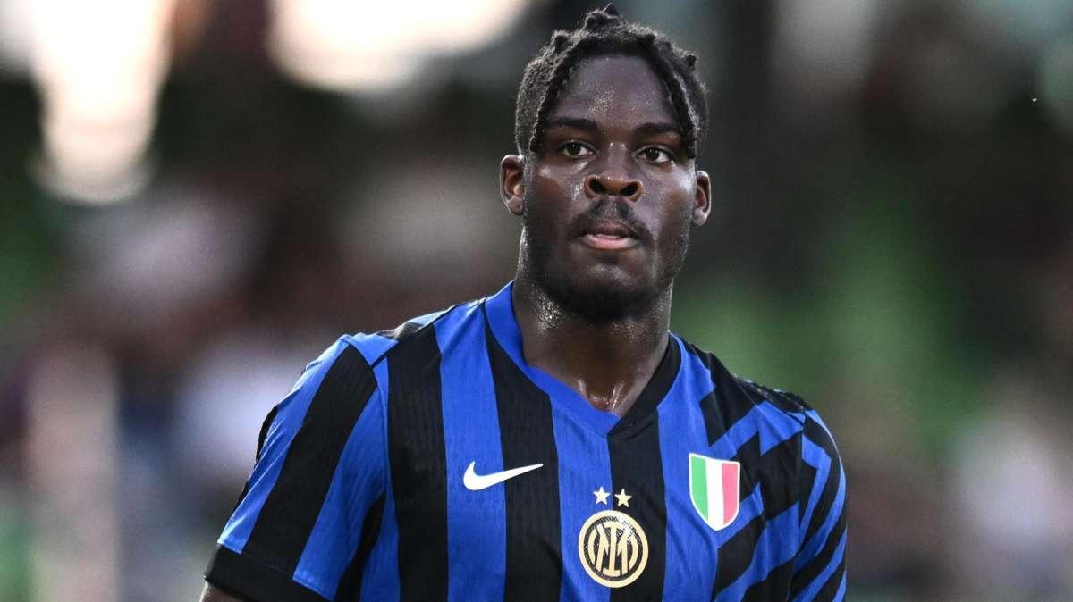 TS - Club esteri su Bisseck, ma la valutazione si è impennata: la posizione dell'Inter. E il mercato può cambiare