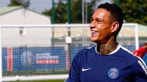 Van der Wiel è arrivato a Roma: attesa per la chiusura