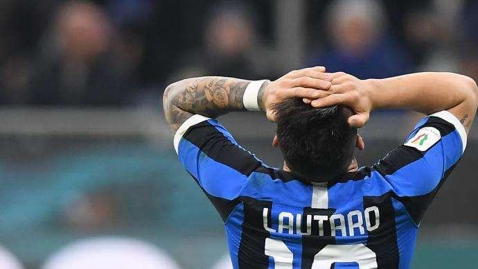 Lautaro, il Barcellona ha fretta: risposta entro questa settimana. L'Inter: Vidal slegato dall'affare
