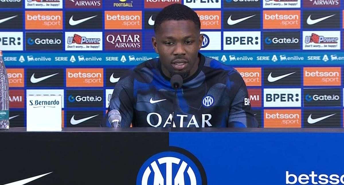 Thuram in conferenza: "Quando tornerò a Parma l'emozione sarà più grande. Con Lautaro funziona tutto"