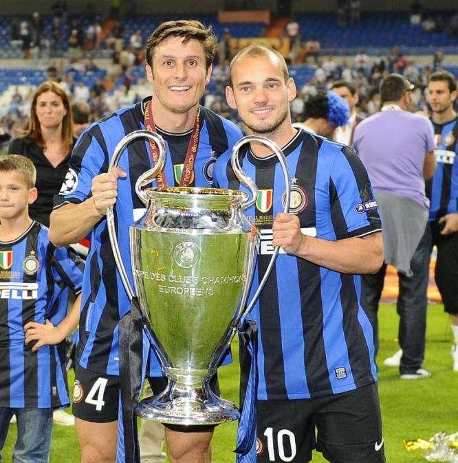 Sneijder: "Zanetti esempio per tutti. Sono cattolico grazie a lui"