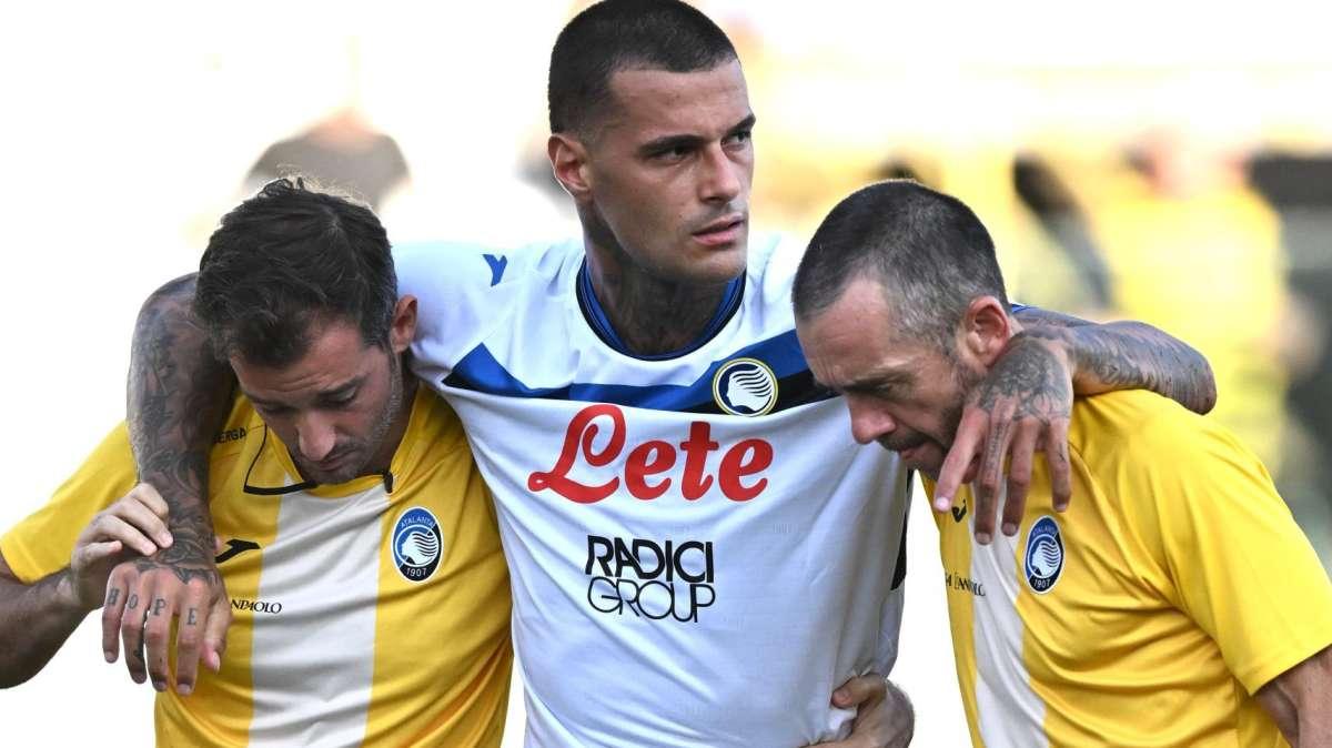 Atalanta, tegola Scamacca: ko legamenti e menisco del ginocchio, già oggi sarà operato