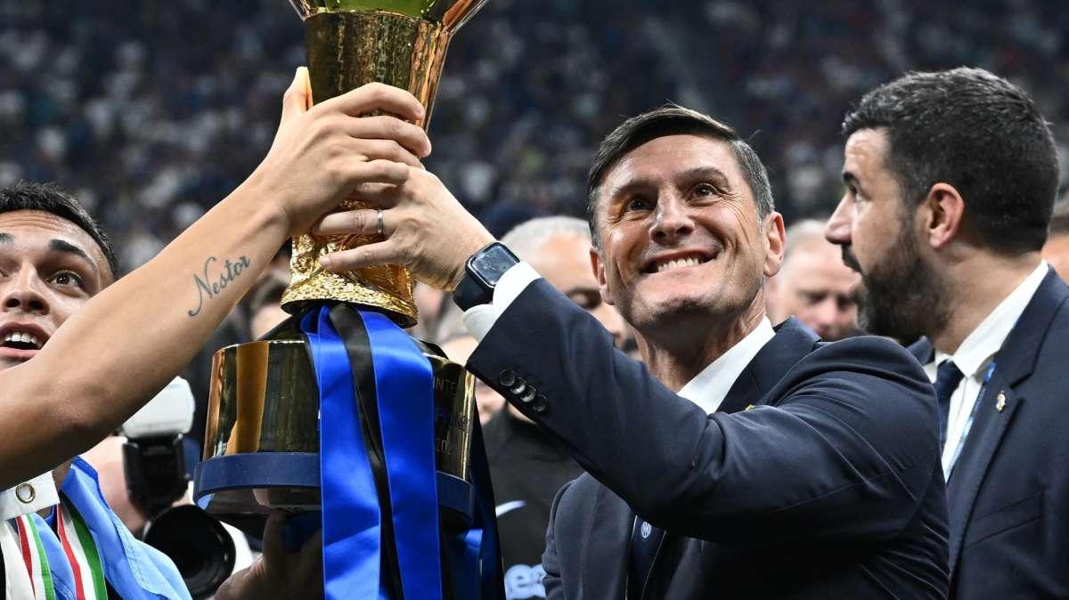 Zanetti compie 51 anni, l'Inter lo festeggia: "Ha incarnato da subito l'interismo, è un simbolo per tutti i tifosi" 