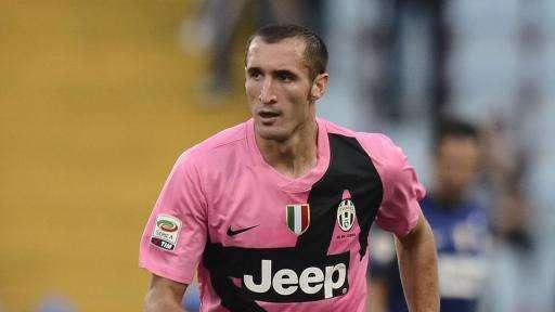 Chiellini sogna: "Juve, apriamo un ciclo come l'Inter"