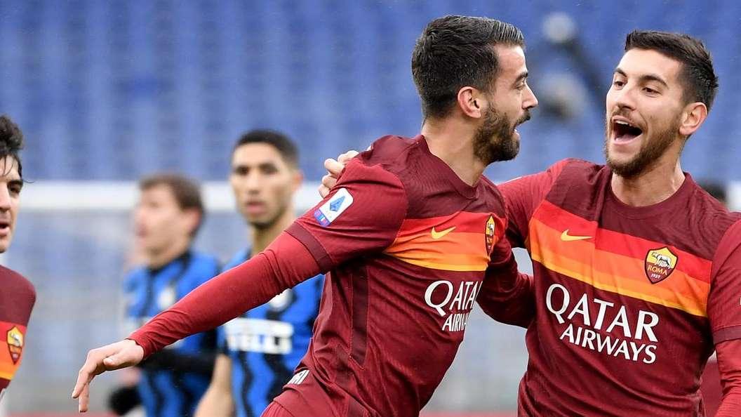 Serie A, pirotecnico 4-3 tra Roma e Spezia: giallorossi vincenti e a -3 dall'Inter