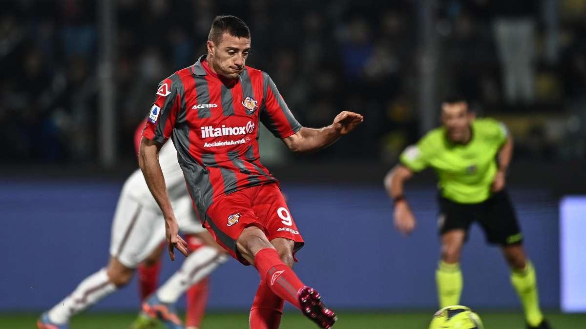 VIDEO - La Cremonese batte la Roma e ottiene il primo successo in campionato: gli highlights