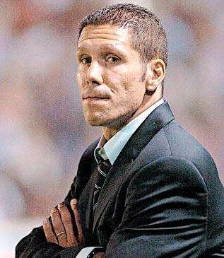 Ritardo voli, posticipata la conferenza di Simeone