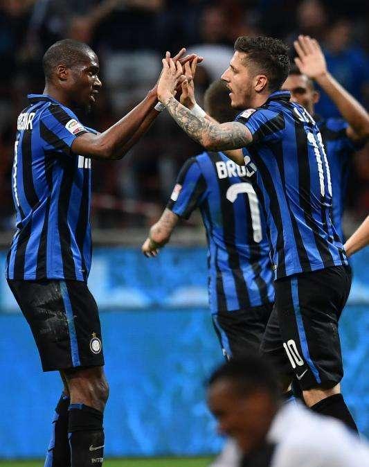 Mancini cambia molto, ma non rinuncia al 4-2-3-1. Ottima la spinta di Biabiany, Murillo soffre Zapata