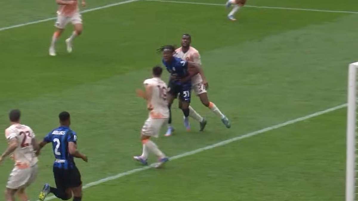 Caos arbitri, Rocca accusò Gervasoni: "Perché non bussò in Inter-Roma?"
