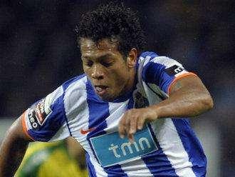 Svolta per Guarín: mossa degli agenti con il Porto
